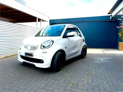 Gebraucht Smart ForTwo Cabrio Brabus 109 PS (80 kW) 2016 Weiß Cabrio
