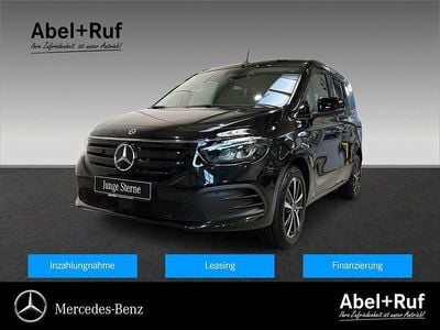 Gebraucht Mercedes EQT200 89 kW (122 PS) 2024 Schwarz Van / Kleinbus