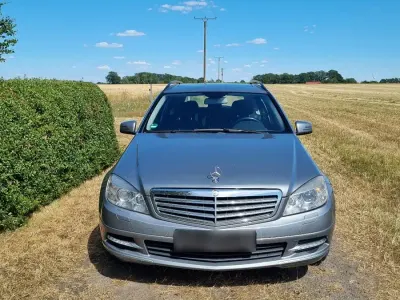 Gebraucht Mercedes C250 204 PS (150 kW) 2010 Grau Kombi
