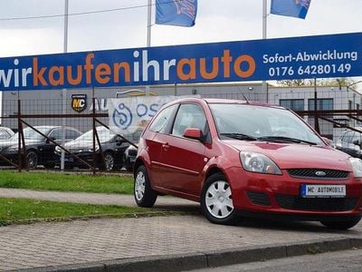 Usata Ford Fiesta Style 60 CV (44 kW) 2007 Arancione Utilitaria