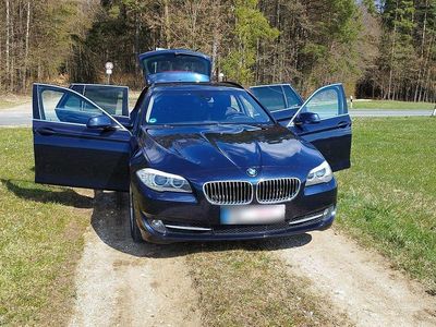 Usata BMW 520 184 CV (135 kW) 2011 Blu Station wagon