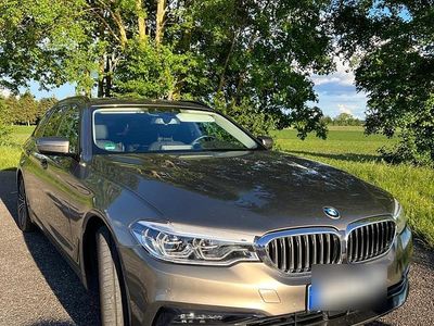 Grau Gebraucht 2019 BMW 520 Kombi | 24.499 € (Etwas zu teuer)