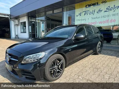 Gebraucht Mercedes C220 AMG line 194 PS (142 kW) 2020 Schwarz Limousine