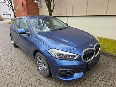 Usata BMW 118 Advantage 136 CV (100 kW) 2023 Blu Utilitaria