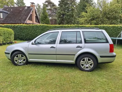 Gebraucht VW Golf IV Basis 102 PS (75 kW) 2002 Silber Kombi