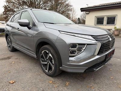 Gebraucht Mitsubishi Eclipse Cross Plus 98 PS (72 kW) 2022 Grau SUV