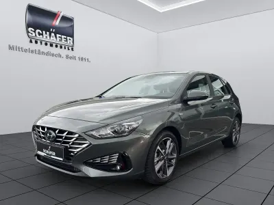 Gebraucht Hyundai i30 Trend 120 PS (88 kW) 2023 Limousine
