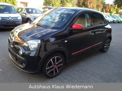 Używany Renault Twingo Intens 90 KM (66 kW) 2016 Czarny Hatchback