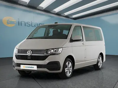 Gebraucht VW Multivan 204 PS (150 kW) 2021 Grau Van / Kleinbus