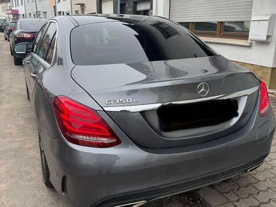 Grau Gebraucht 2018 Mercedes C350e Limousine | 22.600 € (Etwas zu teuer)