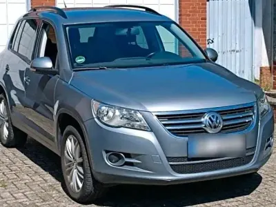 Używany VW Tiguan 150 KM (110 kW) 2009 Szary SUV