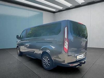 Usata Ford Tourneo Custom 150 CV (110 kW) 2023 Grigio Furgone