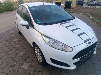 Second-hand Ford Fiesta 80 CP (58 kW) 2017 Negru Hatchback