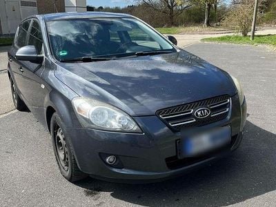 Gebraucht Kia Ceed EX 140 PS (102 kW) 2008 Grau Kleinwagen