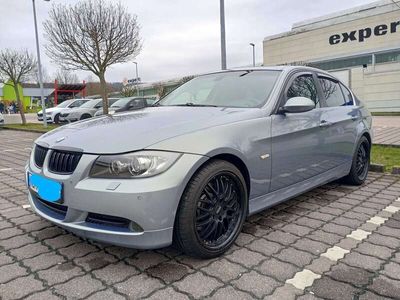 gebraucht BMW 330 330 i Aut.