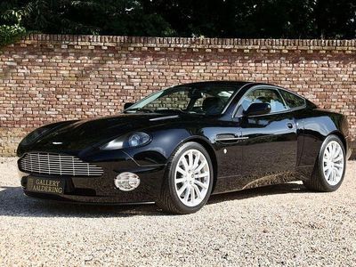Second-hand Aston Martin Vanquish 466 CP (342 kW) 2002 Negru Coupe