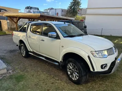 Usata Mitsubishi L200 178 CV (130 kW) 2012 Bianco Pick-up