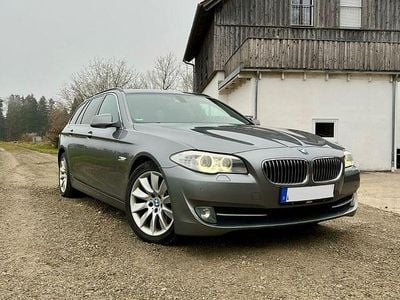 Gebraucht BMW 525 204 PS (150 kW) 2011 Grau Kombi