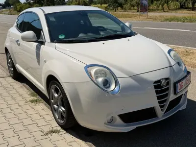 Gebraucht Alfa Romeo MiTo 95 PS (69 kW) 2010 Beige Kleinwagen