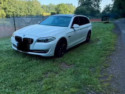 Gebraucht BMW 520 Sport Line 184 PS (135 kW) 2011 Weiß Kombi