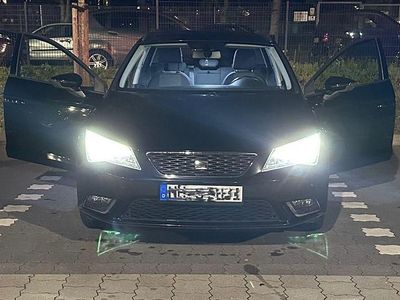 Schwarz Gebraucht 2015 Seat Leon ST Style Kombi | 10.499 € (Fairer Preis)