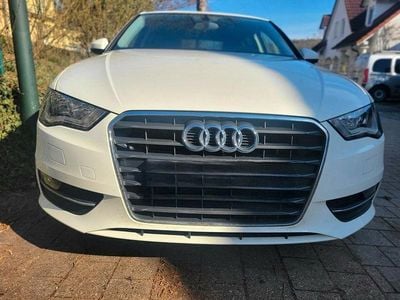 Gebraucht Audi A3 Ambiente 105 PS (77 kW) 2013 Weiß Limousine