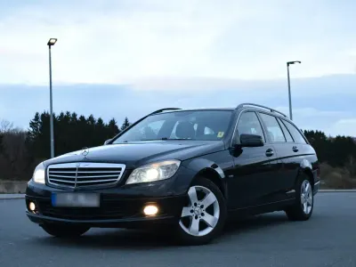 Gebraucht Mercedes C220 170 PS (125 kW) 2010 Schwarz Kombi