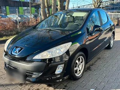 Gebraucht Peugeot 308 120 PS (88 kW) 2011 Schwarz Limousine