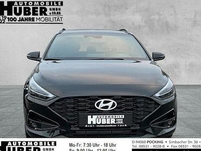 Neu Hyundai i30 Advantage 140 PS (102 kW) 2025 Schwarz Kombi