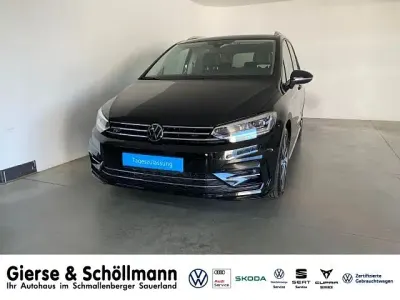 Neu VW Touran R-line 150 PS (110 kW) 2026 Schwarz Van / Kleinbus