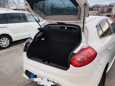 Gebraucht Fiat Bravo 120 PS (88 kW) 2010 Weiß Kleinwagen