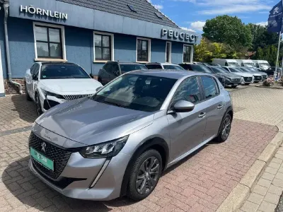 Gebraucht Peugeot e-208 Active 100 kW (136 PS) 2021 Artensesilber Kleinwagen
