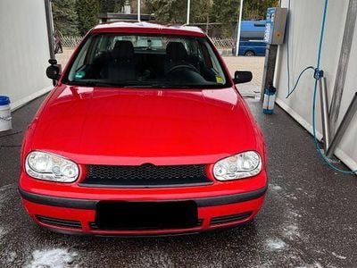 Gebraucht VW Golf IV Edition 105 PS (77 kW) 2001 Rot Limousine
