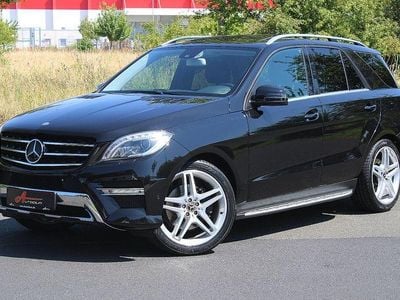 Schwarz Gebraucht 2012 Mercedes ML350 AMG SUV | 20.990 € (Etwas zu teuer)