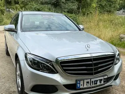 Gebraucht Mercedes C180 Edition 156 PS (114 kW) 2015 Silber Limousine