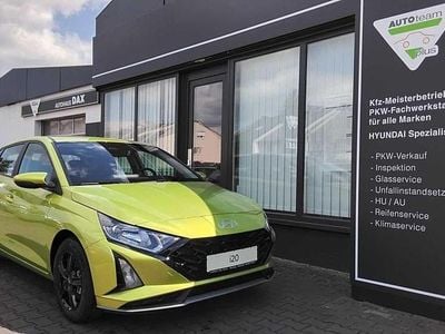 Nuova Hyundai i20 90 CV (66 kW) 2026 Verde Utilitaria