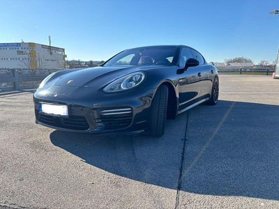 Porsche Panamera GTS