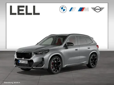 Neu BMW X1 Luxury Line 300 PS (220 kW) 2026 Silber SUV