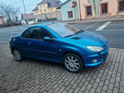 Gebraucht Peugeot 206 CC Platinum 109 PS (80 kW) 2003 Blau Cabrio