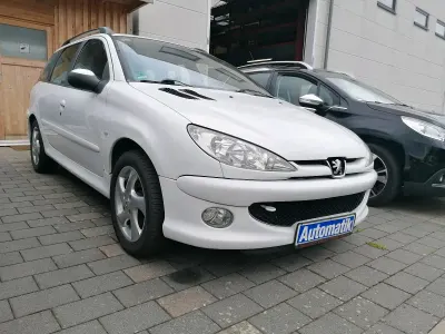 Gebraucht Peugeot 206 109 PS (80 kW) 2003 Weiß Kombi