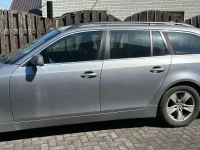 Gebraucht BMW 523 177 PS (130 kW) 2006 Silber Kombi