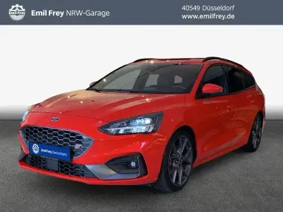 Używany Ford Focus ST 280 KM (205 kW) 2022 Czerwony Kombi