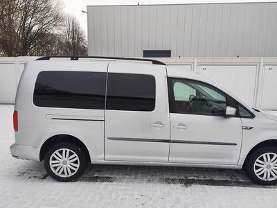 Grau Gebraucht 2018 VW Caddy Maxi Van / Kleinbus | 12.333 € (Fairer Preis)