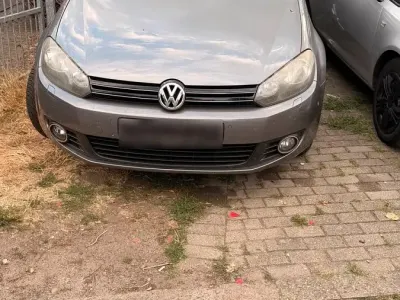 Gebraucht VW Golf VI 86 PS (63 kW) 2011 Grau Limousine