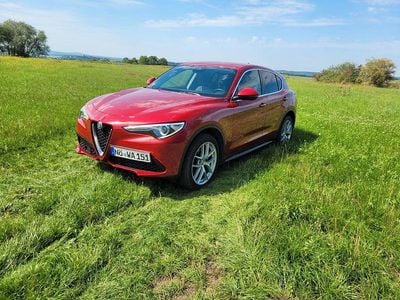 Second-hand Alfa Romeo Stelvio 280 CP (205 kW) 2017 Roșu SUV