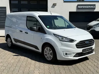Używany Ford Transit Connect Trend 101 KM (74 kW) 2019 Biały Minivan