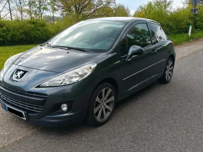 Gebraucht Peugeot 207 Sportium 120 PS (88 kW) 2010 Limousine