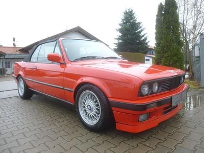 Rot Gebraucht 1993 BMW 318 Cabriolet Shadowline Cabrio | 13.900 €