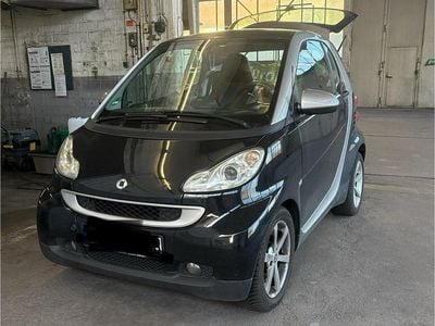Schwarz Gebraucht 2009 Smart ForTwo Coupé Coupé | 3.100 € (Fairer Preis)