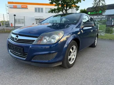 Gebraucht Opel Astra Basis 116 PS (85 kW) 2009 Blau Limousine